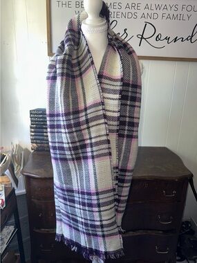 Sonoma Plaid Wrap in Cream, Purple & Pink